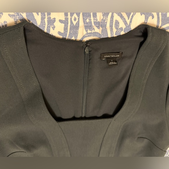 Ann Taylor Doubleweave Sheath Dress - Winter Lake Navy Size 2 - Picture 3 of 7